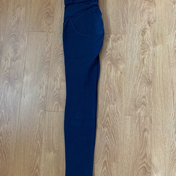 Freddy WR UP small - Picture 3 of 9